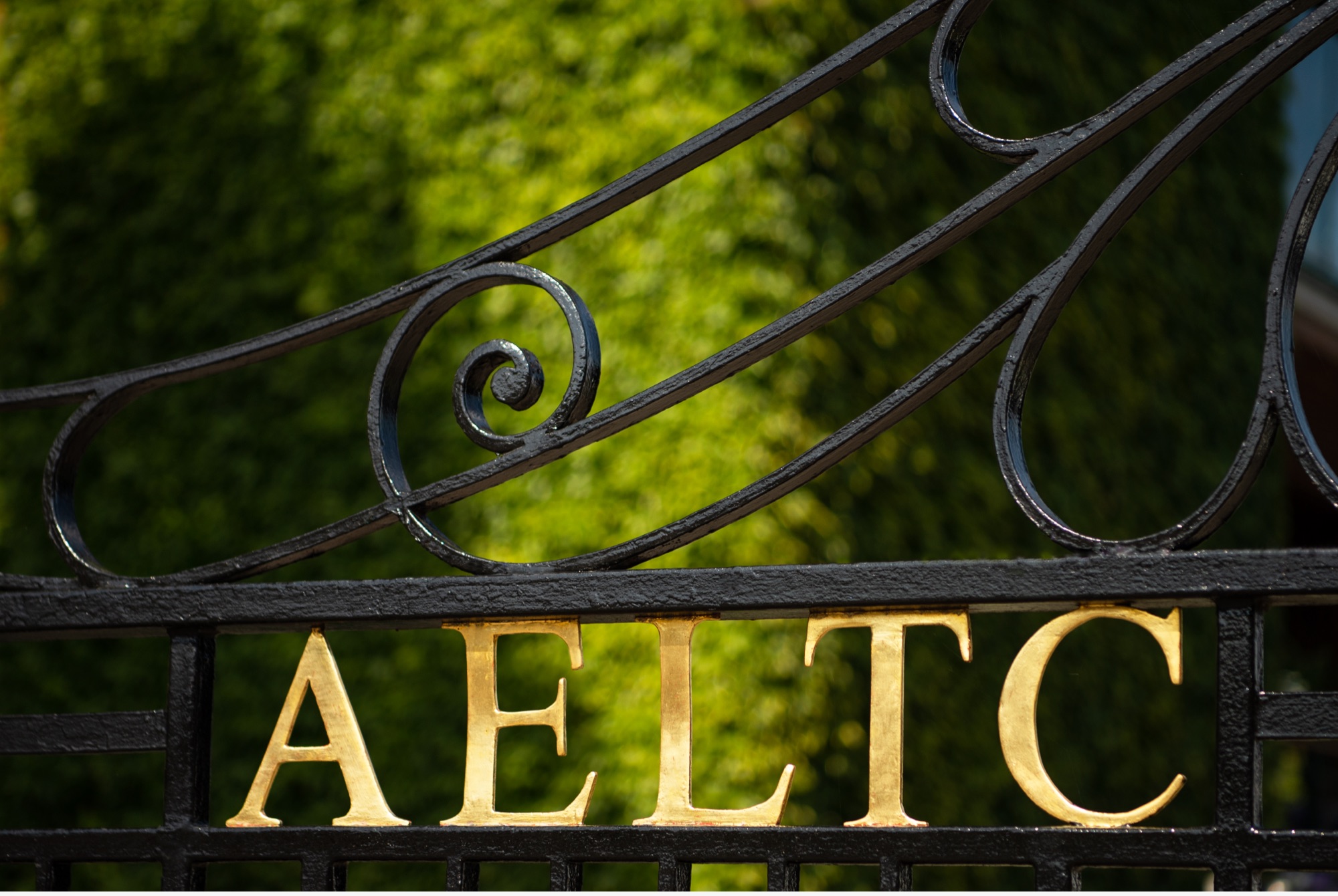 The Wimbledon Gates - Hung Cheong Jewellery & Watch