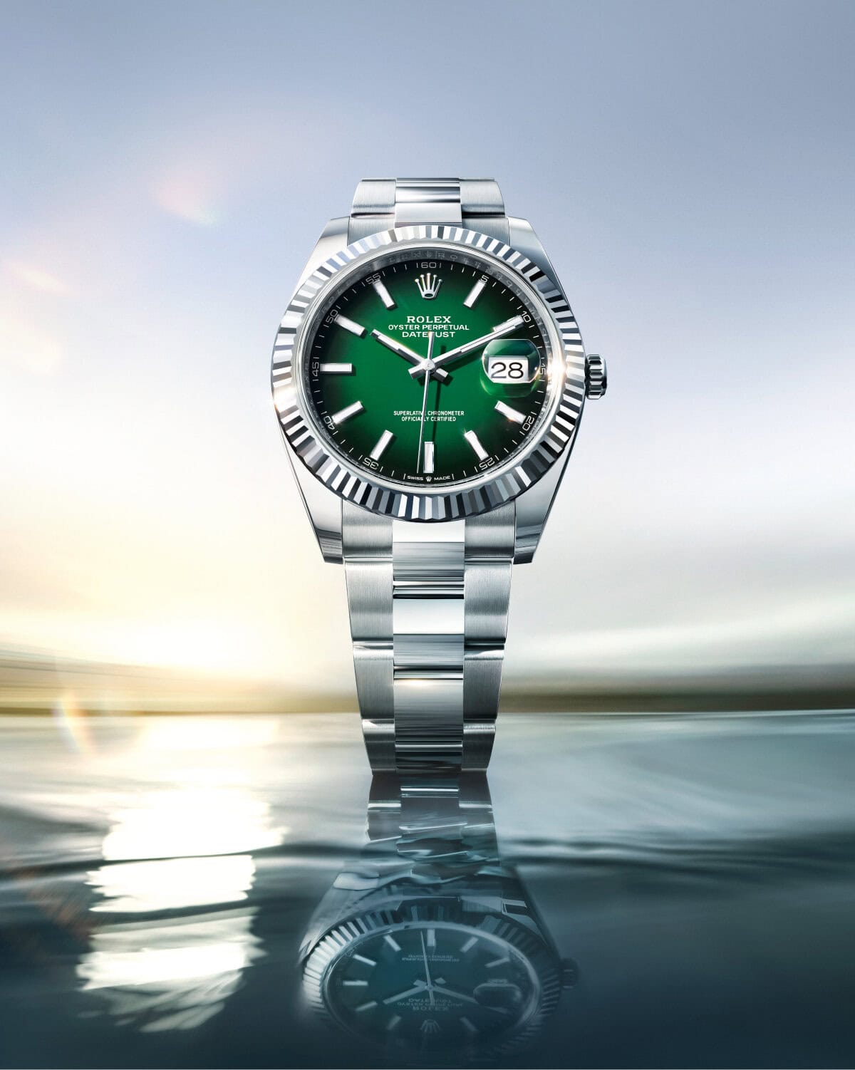 Dial with Honeycomb Motif and Exclusive Display - Hung Cheong